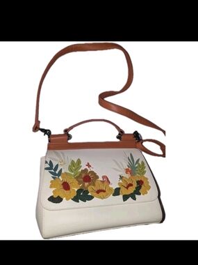 Fox - The Hound Loungefly Floral Embroidered White & Brown Crossbody Satchel